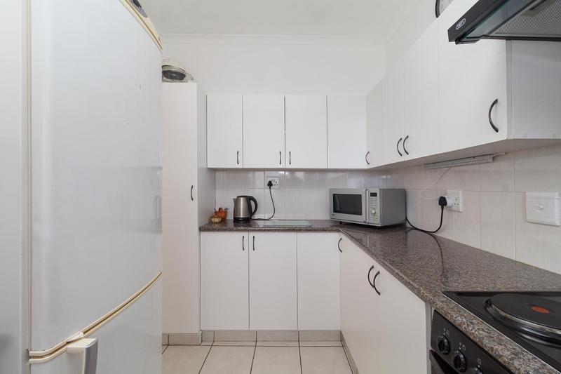 2 Bedroom Property for Sale in Fish Hoek Western Cape